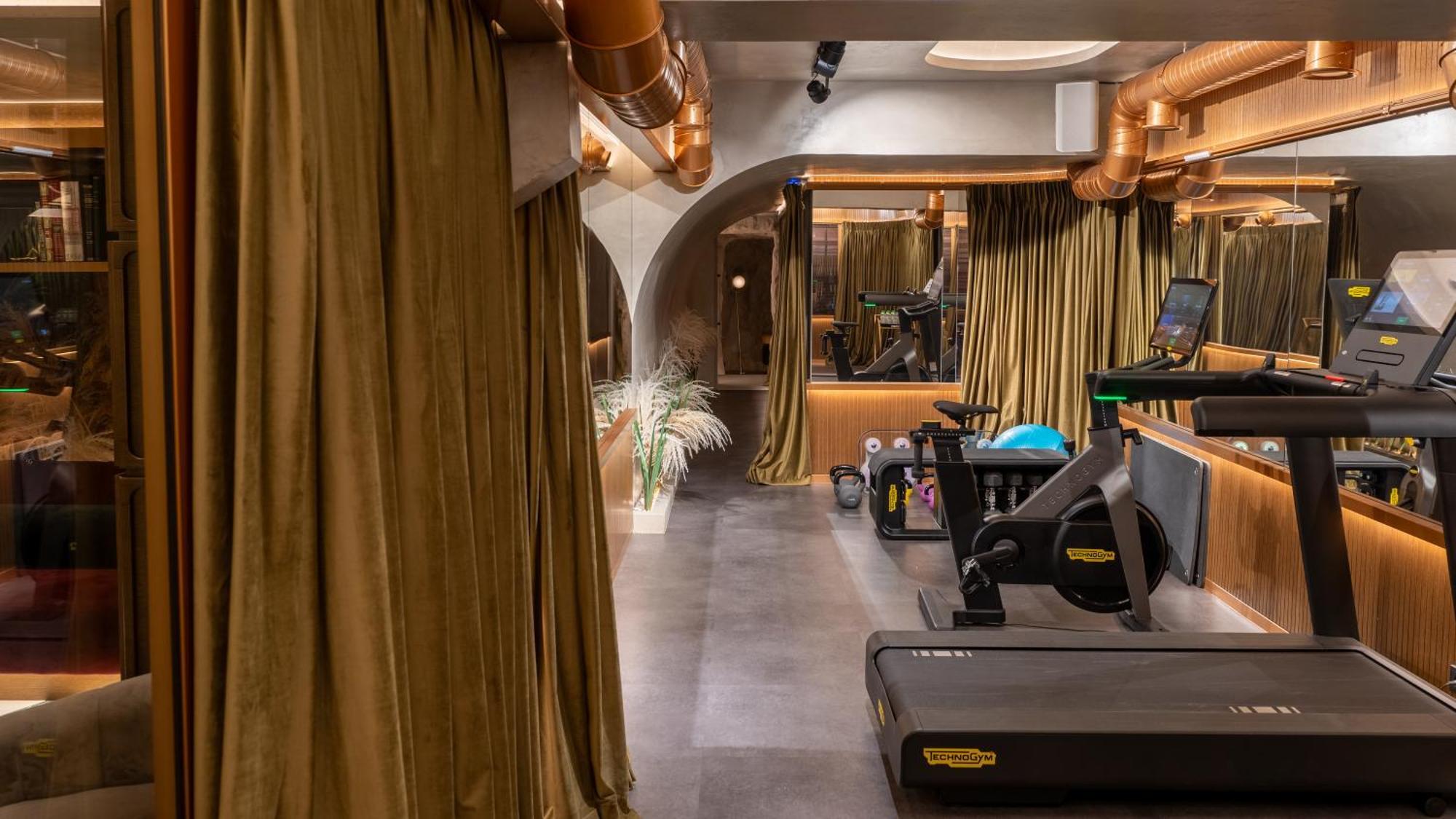 فندق Gatsby أثينا المظهر الخارجي الصورة The gym at The Dorchester